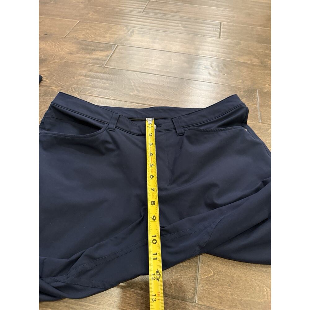 Lululemon ABC Classic-Fit Mens Navy Blue 5 Pocket Chino Pants Size 33 - Picture 8 of 9